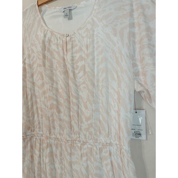 NWT Nine West Maxi Dress with Elastic waist. White and tan print. Size large. - Picture 2 of 7